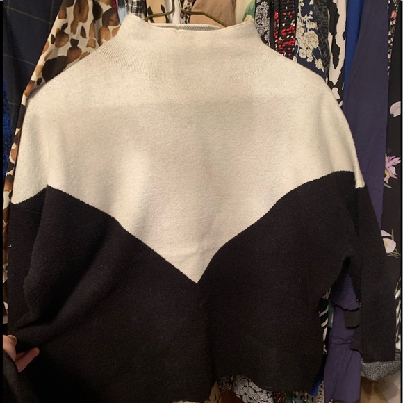 Cynthia Rowley sweater - Picture 1 of 3